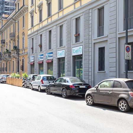 Centrale Suite With Balcony - Top Collection Milan Luaran gambar