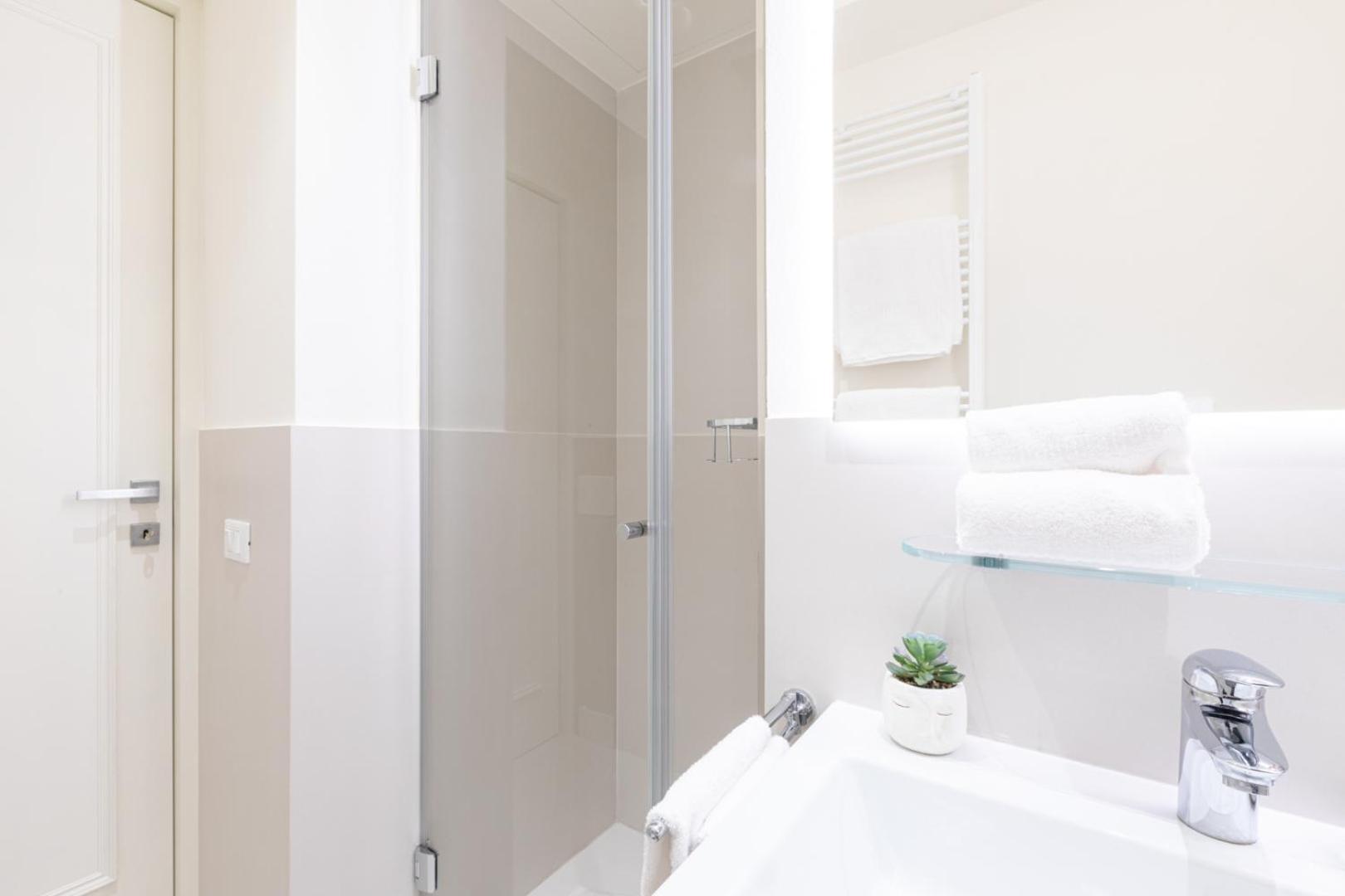 Centrale Suite With Balcony - Top Collection Milan Luaran gambar