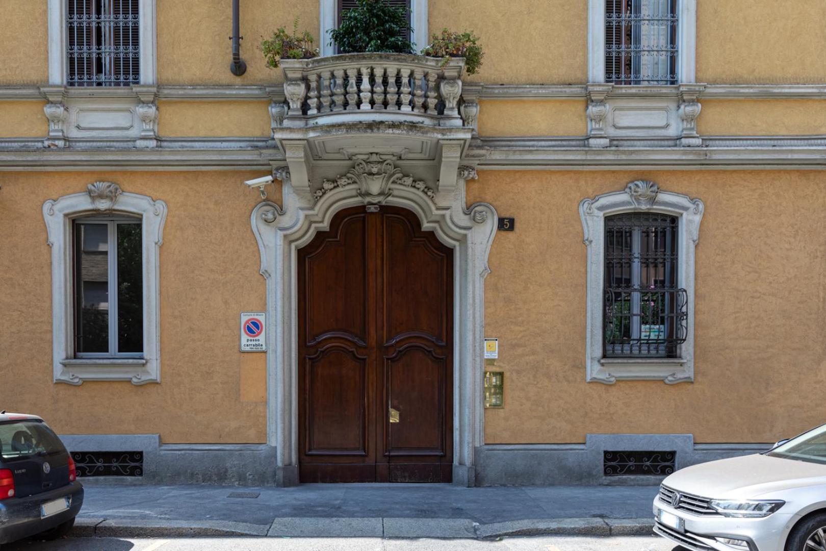 Centrale Suite With Balcony - Top Collection Milan Luaran gambar